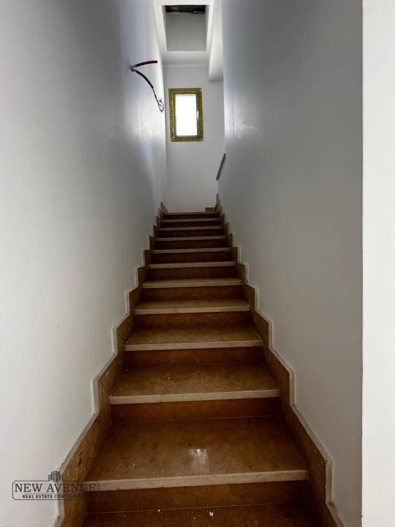 5 WhatsApp Image 2025-09-28 at 12.59. 29 PM. jpeg