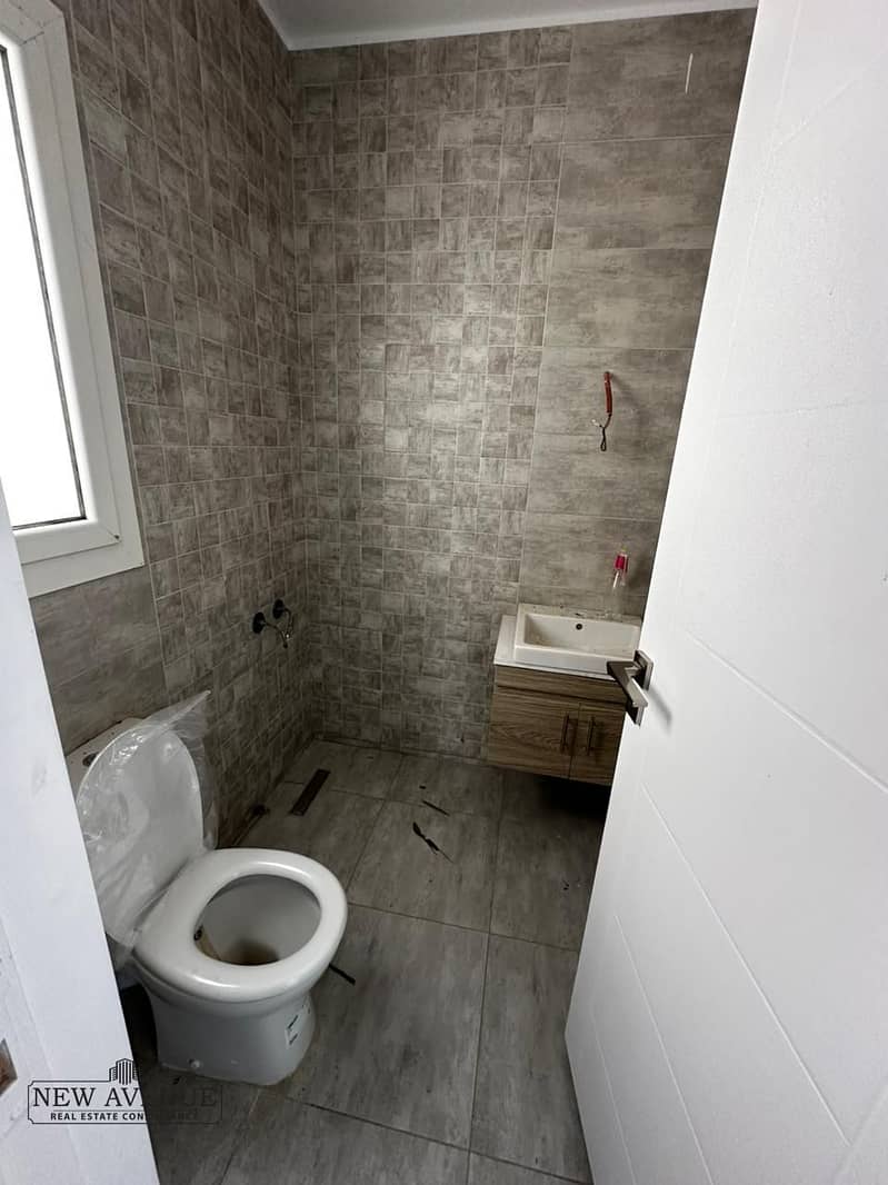 9 WhatsApp Image 2025-09-28 at 12.59. 30 PM (1). jpeg