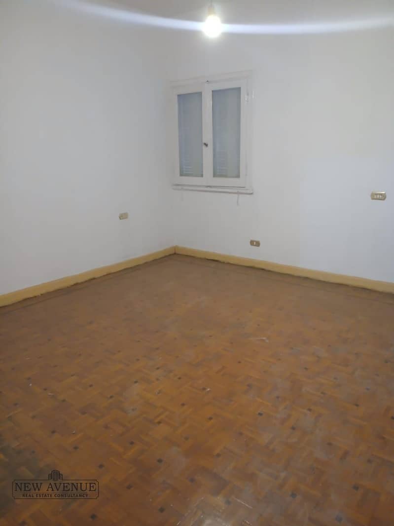 2 WhatsApp Image 2025-10-04 at 10.35. 38 PM. jpeg