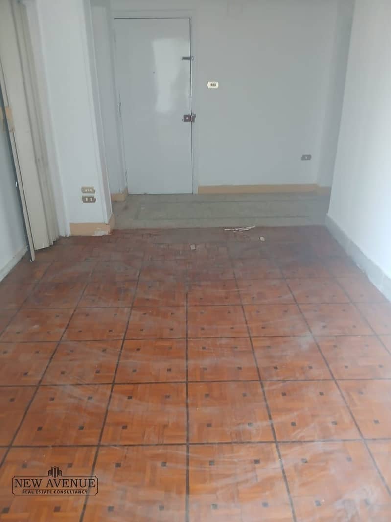 10 WhatsApp Image 2025-10-04 at 10.35. 40 PM. jpeg