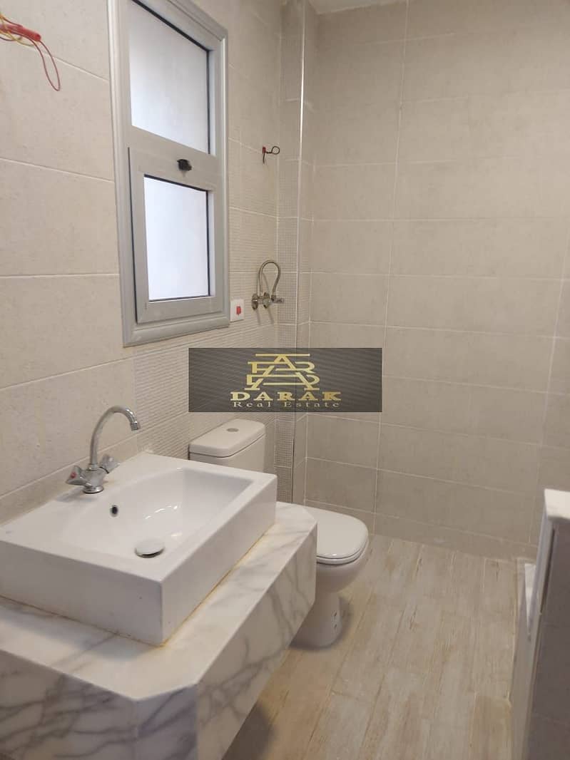 4 05fd3015-6a1b-4361-b3d0-e60dca8d86d9. jpg