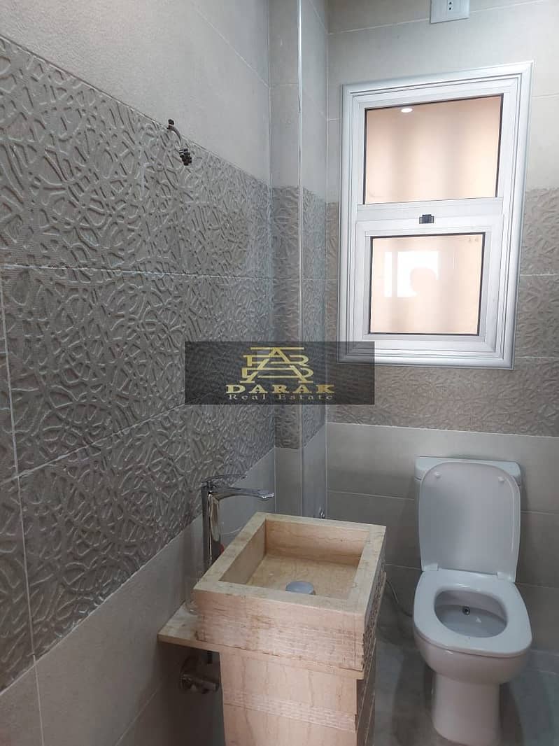 6 049fb351-a099-4797-8470-c5ad834f0854. jpg