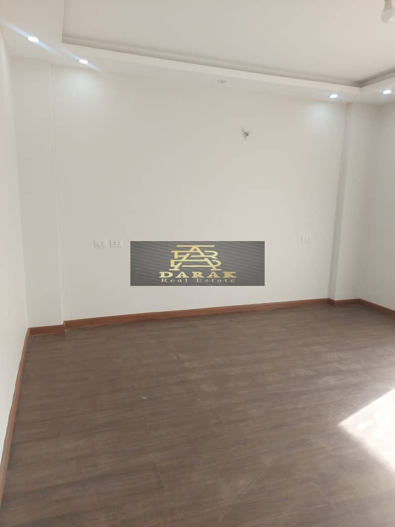 10 b0a114ab-9374-46bf-9685-303dc22122f4. jpg