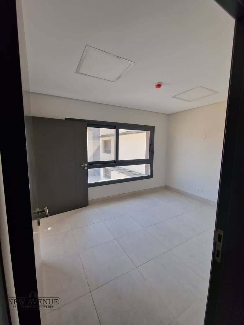 6 WhatsApp Image 2025-09-24 at 2.26. 45 PM (4). jpeg