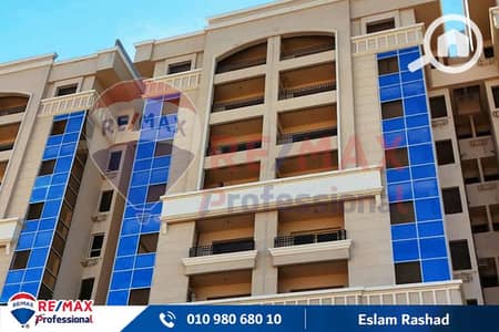 فلیٹ 3 غرف نوم للبيع في سموحة، الإسكندرية - 1. jpg