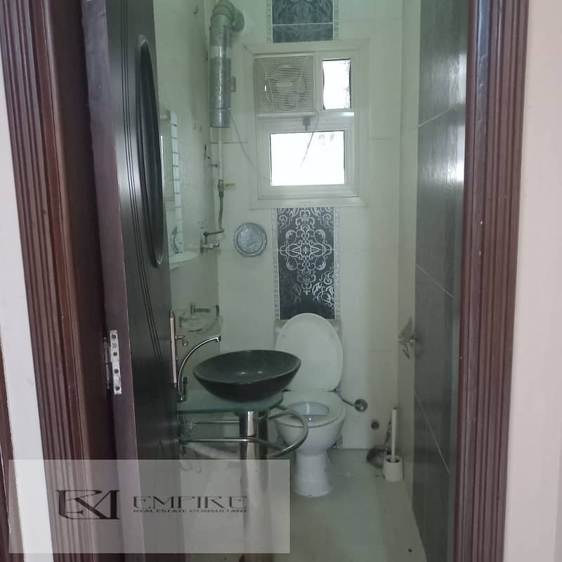 9 657a3a1d-4a4e-4a35-8c10-e258a85227e9. jpeg