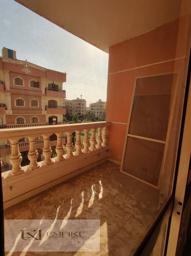 11 e69c8bf8-e824-4010-95e5-2622a1540701. jpeg