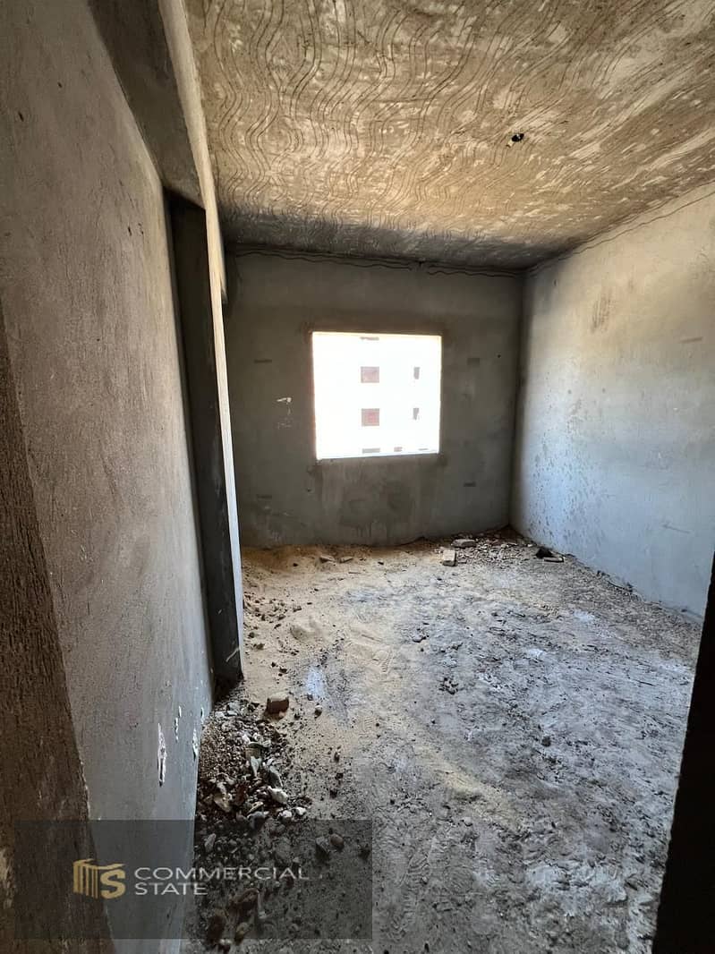 8 WhatsApp Image 2025-09-16 at 16.20. 55 (1). jpeg