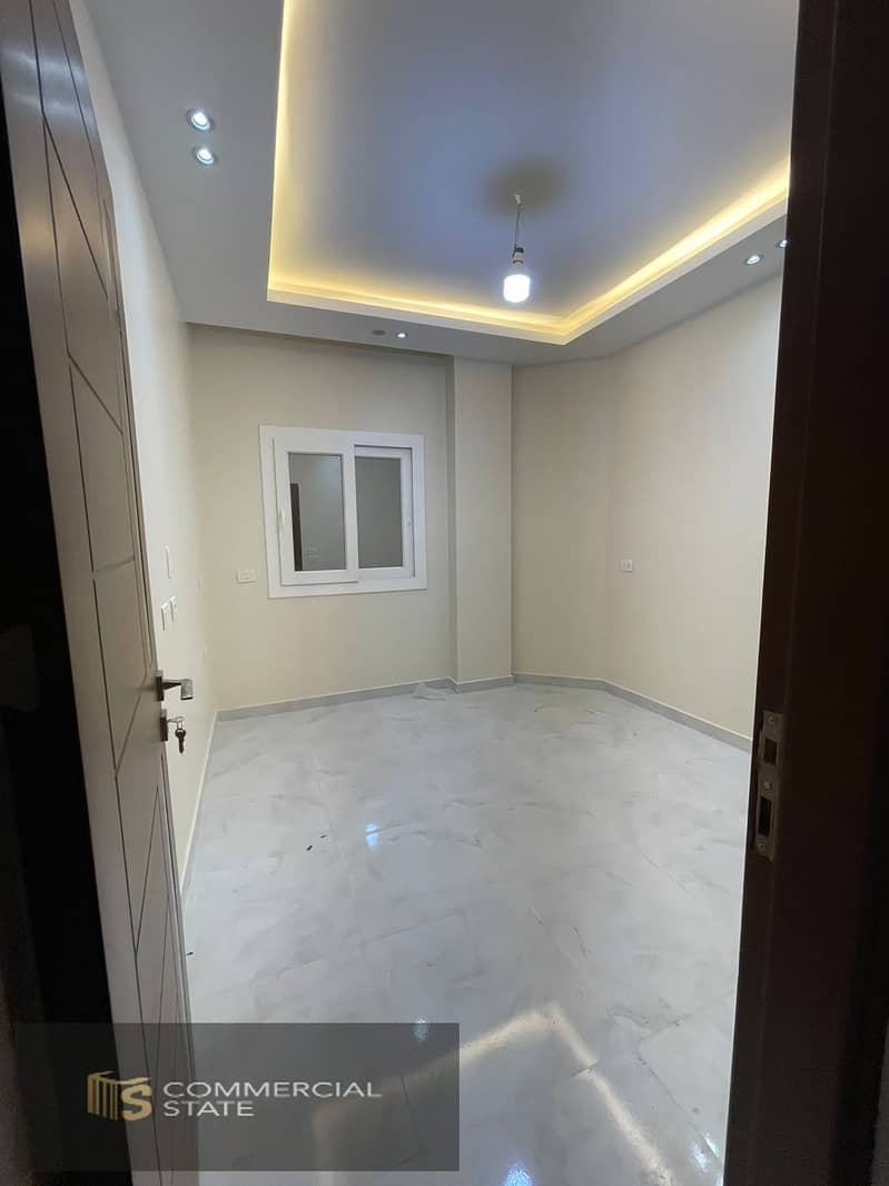 12 WhatsApp Image 2025-09-14 at 16.22. 25 (2). jpeg