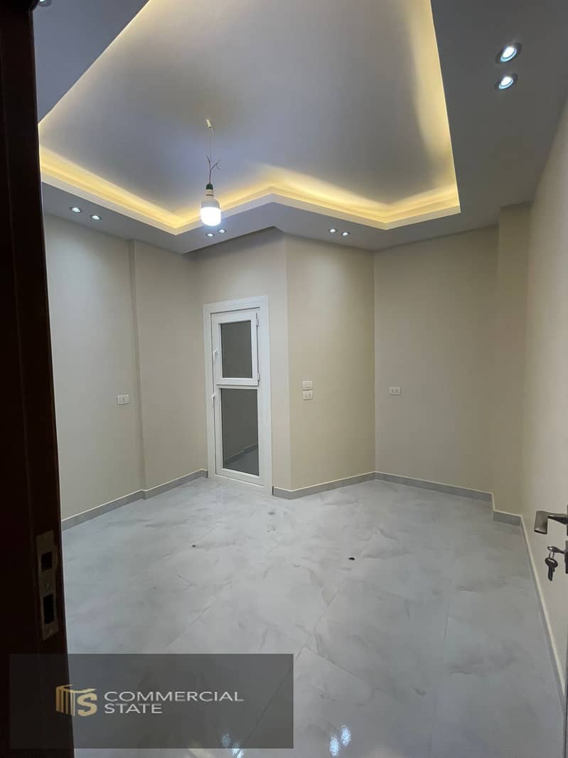 60 WhatsApp Image 2025-09-14 at 16.22. 25 (1). jpeg