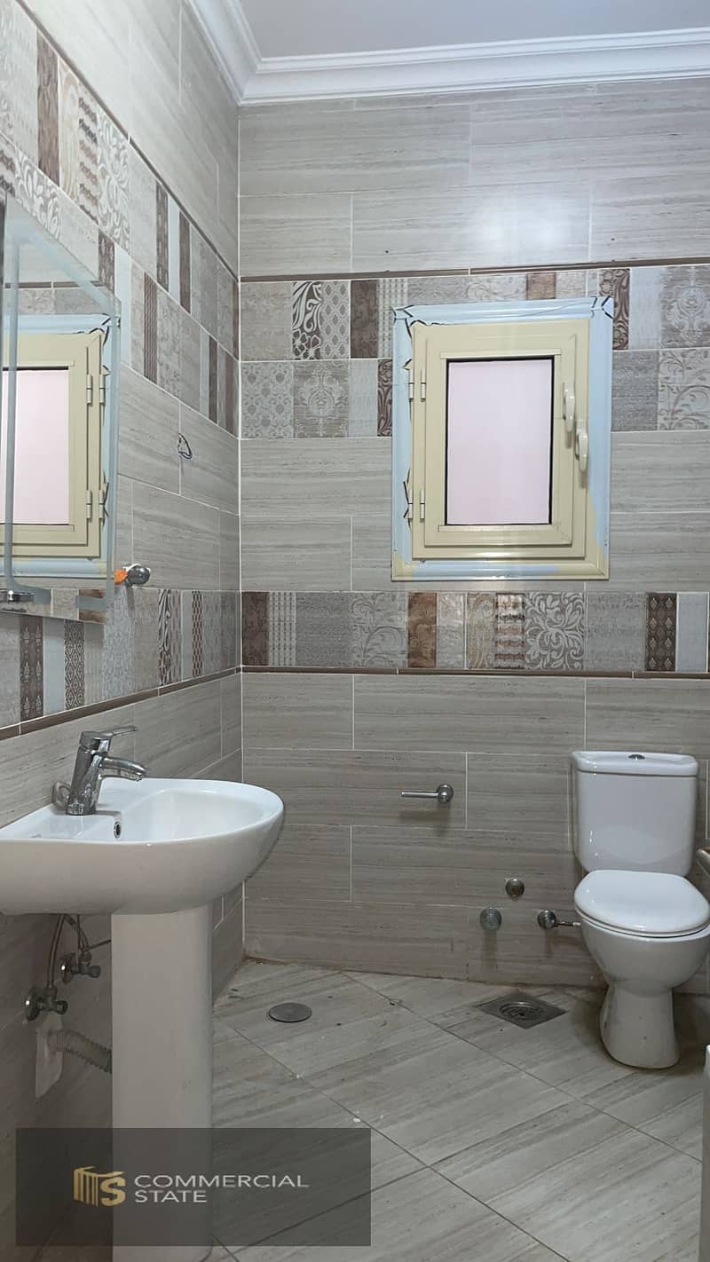 14 WhatsApp Image 2025-10-02 at 16.42. 42 (2). jpeg