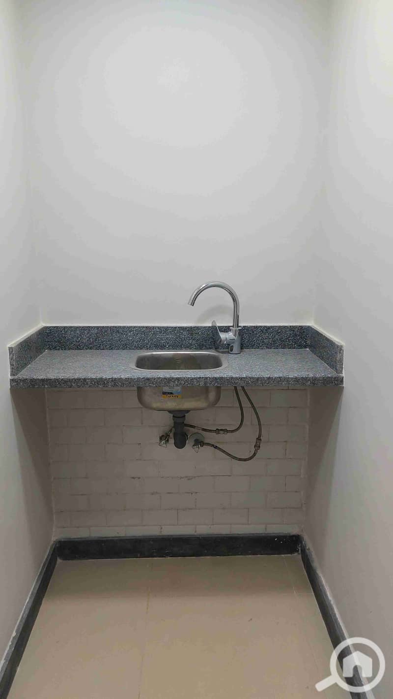 4 1000334193. jpg