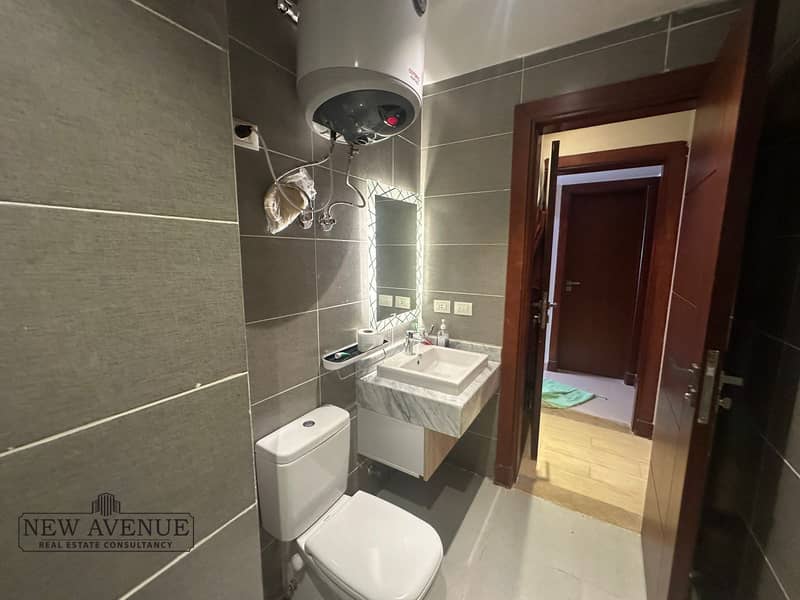 2 0d804e77-42f8-4d85-a59a-f597f933b20d. jpeg