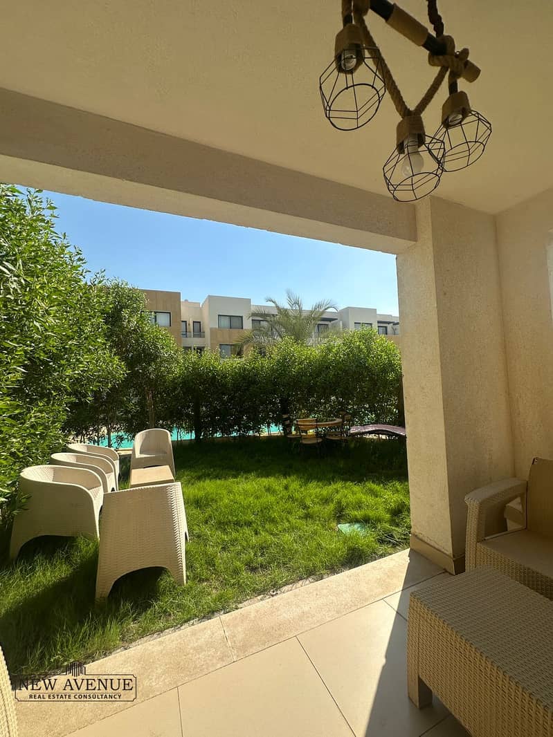 10 b38da1dd-9560-491d-8fe2-8f532edc46a7. jpeg