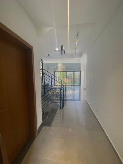 توين هاوس 3 غرف نوم للايجار في الشيخ زايد، الجيزة - twin house brand new for rent at allegria sodic