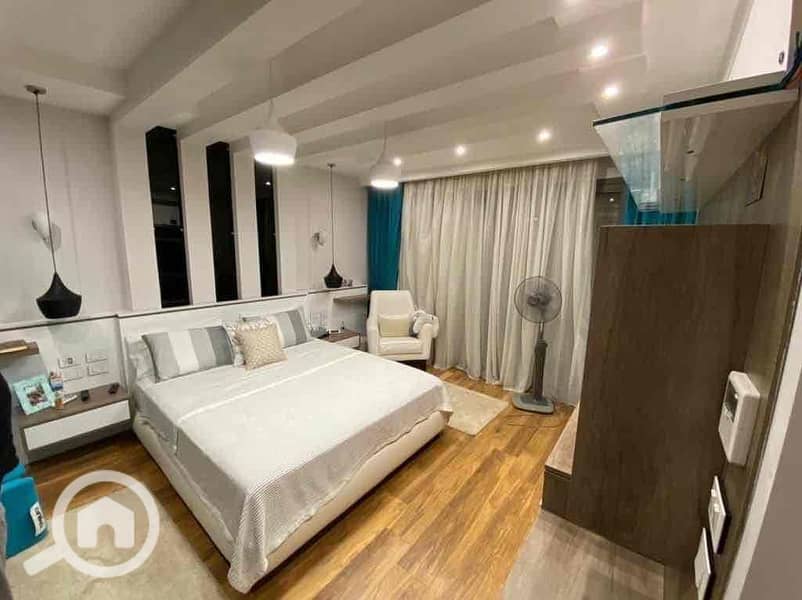 10 9721ef35-016e-414a-88d7-c015a47edacf. jpg