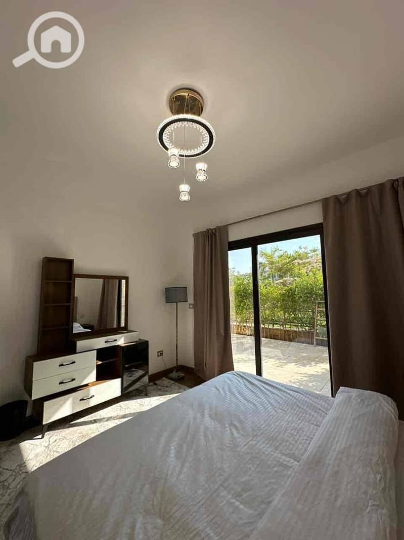 14 b2551c0b-1db8-494f-8666-b5fd9cc1f29b. jpg