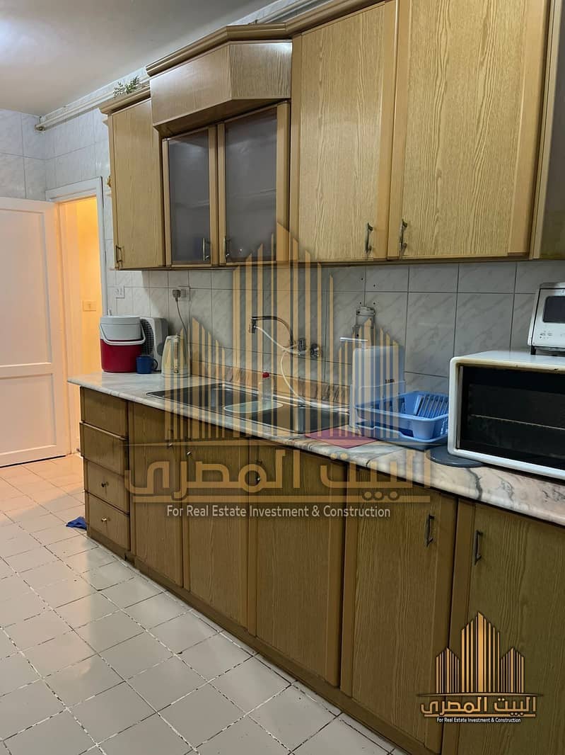 11 U749005 (12). jpeg