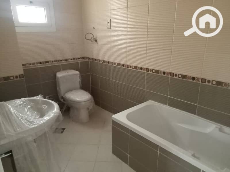 18 cd6ad1e5-b37b-41a7-b3ea-cde7720c2170. jpeg