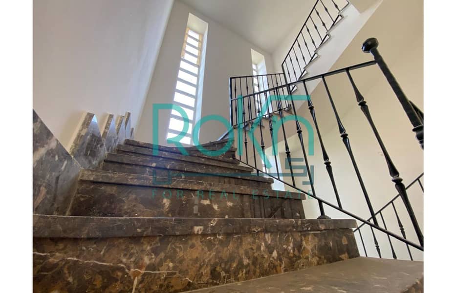 5 WhatsApp Image 2025-10-07 at 11.08. 06 AM. jpg