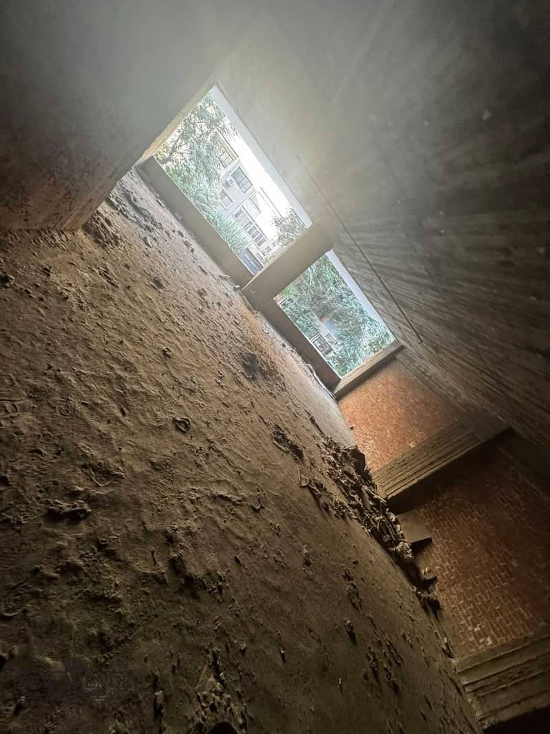 2 K8YxTECTSCVDWWDLW9d9iFXAvSpx7RhGc3sG5OpZ. jpg