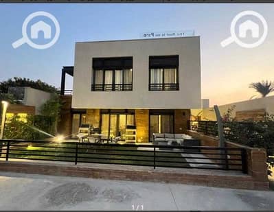 5 Bedroom Duplex for Sale in New Cairo, Cairo - Screenshot_73. jpg