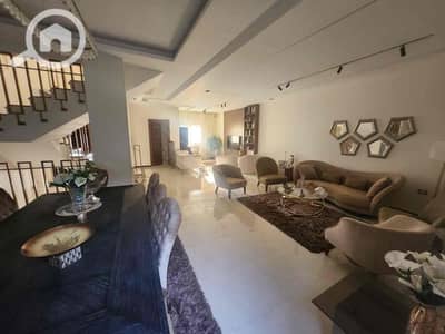 تاون هاوس 3 غرف نوم للبيع في القاهرة الجديدة، القاهرة - 2e5c59cb-4505-49c8-9c3f-789076effdbb. jpg