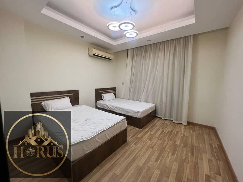 4 1924b60a-d790-47d3-b766-702c19832409. jpg