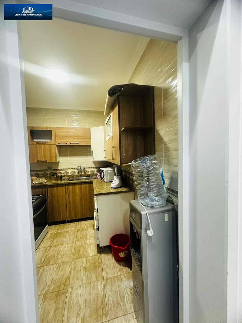 8 5e3f20f3-2037-4d29-872f-5a17217b1f8f. jpg