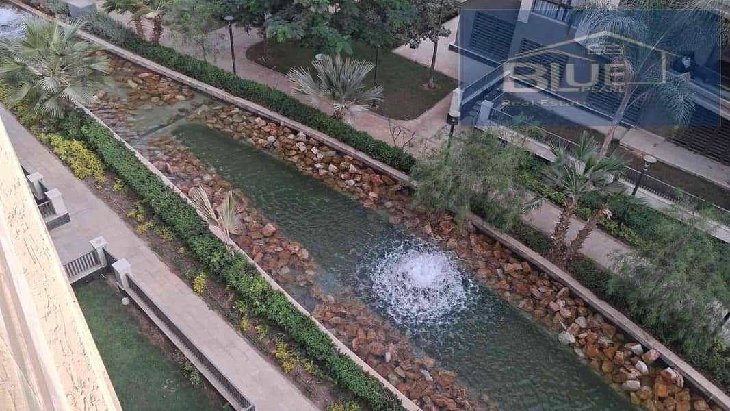 19 f8f82841-ad0b-41e3-abf5-db41cad6827c. jpg