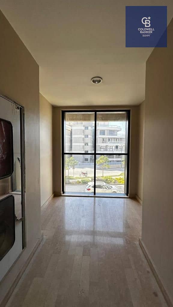 8 b1577105-443b-49c9-a00d-399dd2153126. jpeg