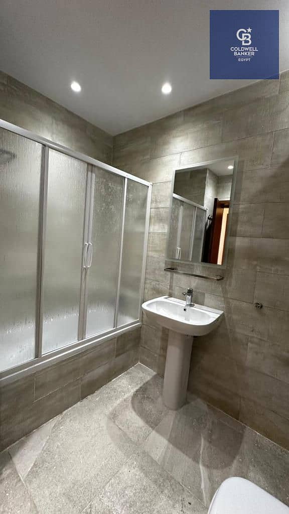 10 672967fe-69b2-409e-b4b5-4fc602d0b68b. jpeg