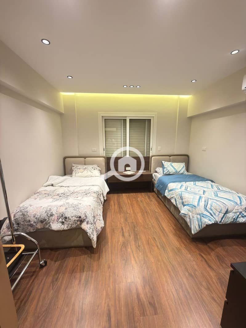 5 16e31997-a96a-4bec-9449-aa9c81611b81. jpeg