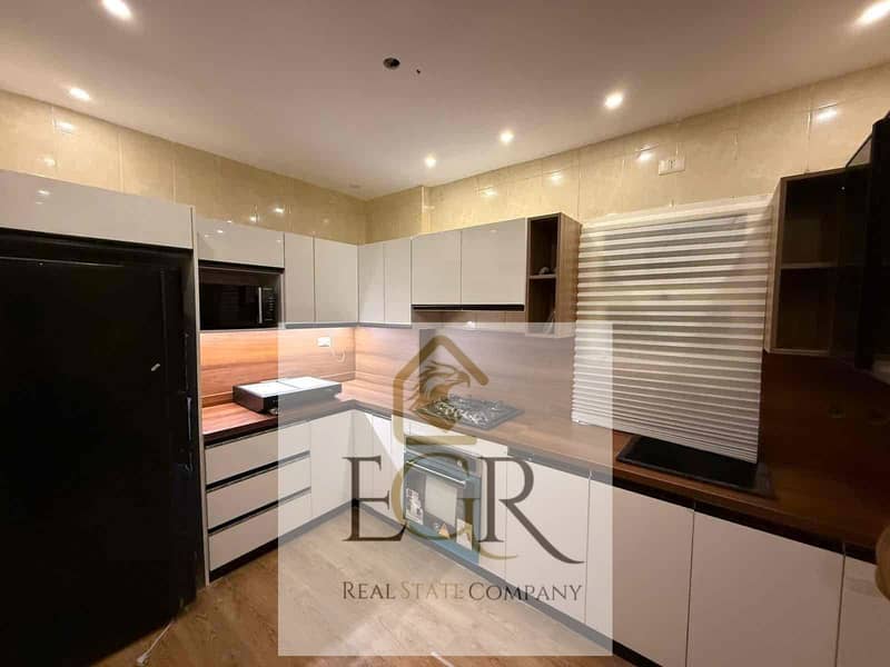 4 9cda2196-f953-4f62-9ea2-ac7f1b426dea. jpg