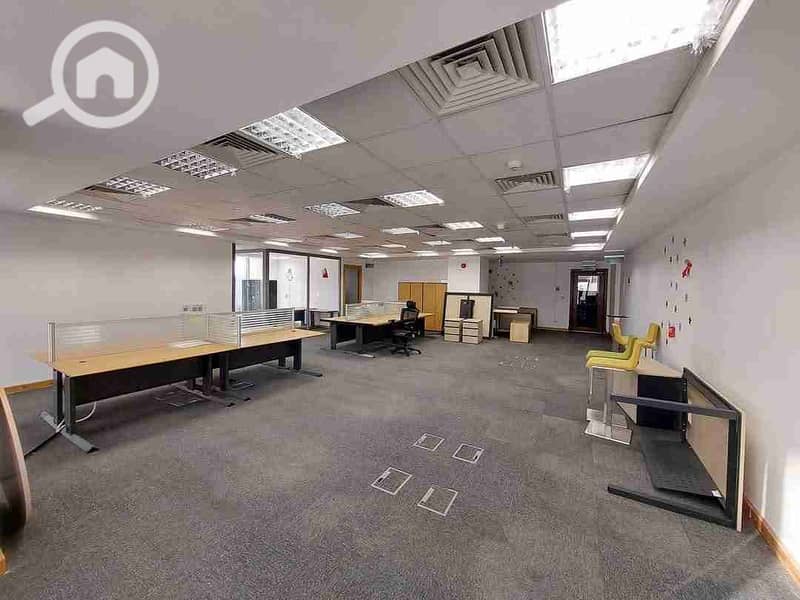 2 FB_IMG_1758767411090. jpg