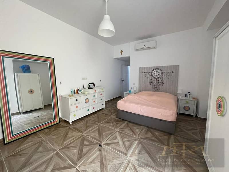 4 4ac86da9-1aa9-4885-a307-0de725182254. jpeg