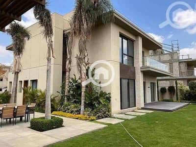4 Bedroom Villa for Sale in Sheikh Zayed, Giza - 044073b8-e156-4041-a8f6-f42cfa7cf447. jpg