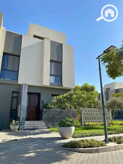 تاون هاوس 4 غرف نوم للبيع في مدينة الشروق، القاهرة - 471304343_9847131915313671_8467347974145458292_n. jpg