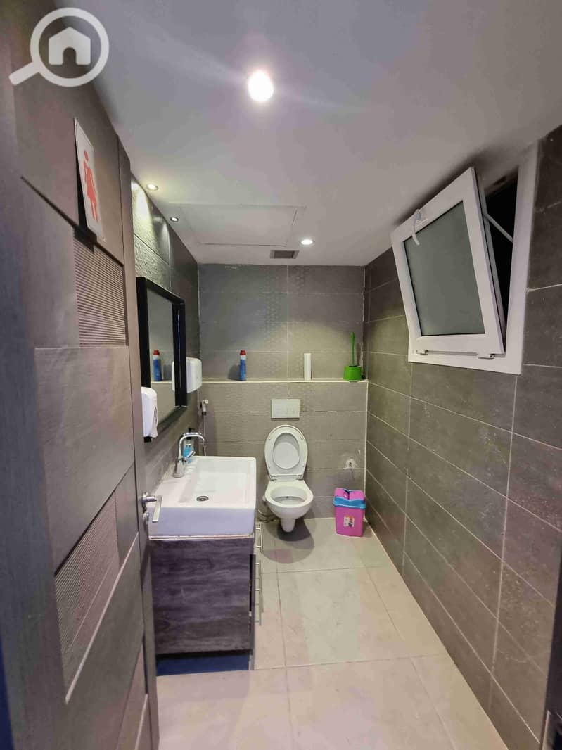 18 ٢٠٢٥٠٨١٤_١٧٠٩١٢. jpg