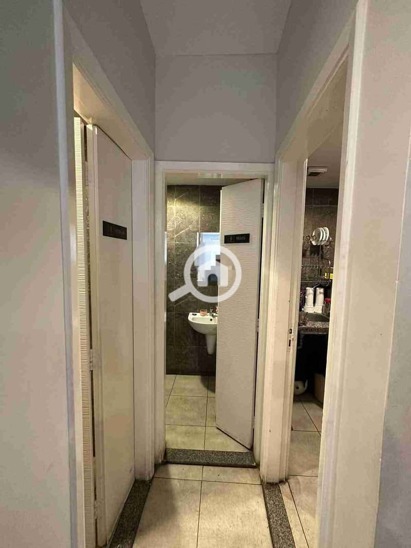 9 1000085943. jpg