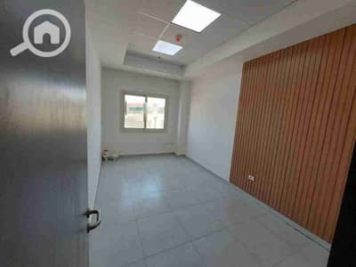 مکتب  للايجار في القاهرة الجديدة، القاهرة - 1000085948. jpg
