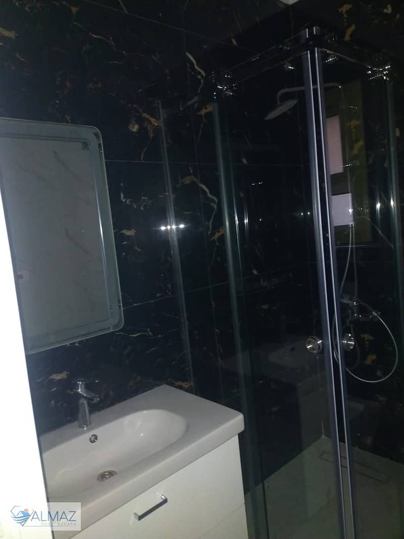 23 WhatsApp Image 2025-10-06 at 10.52. 13 AM. jpeg