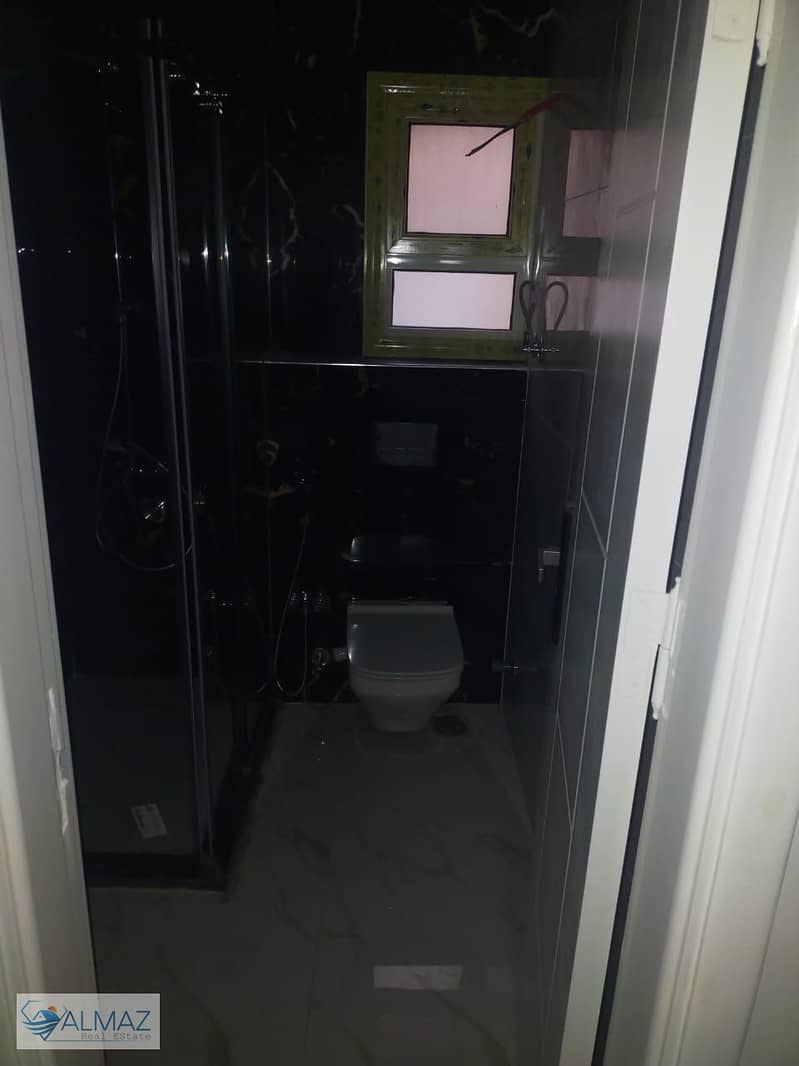 24 WhatsApp Image 2025-10-06 at 10.52. 14 AM. jpeg