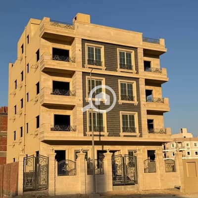 3 Bedroom Flat for Sale in New Cairo, Cairo - الواجهه. jpg