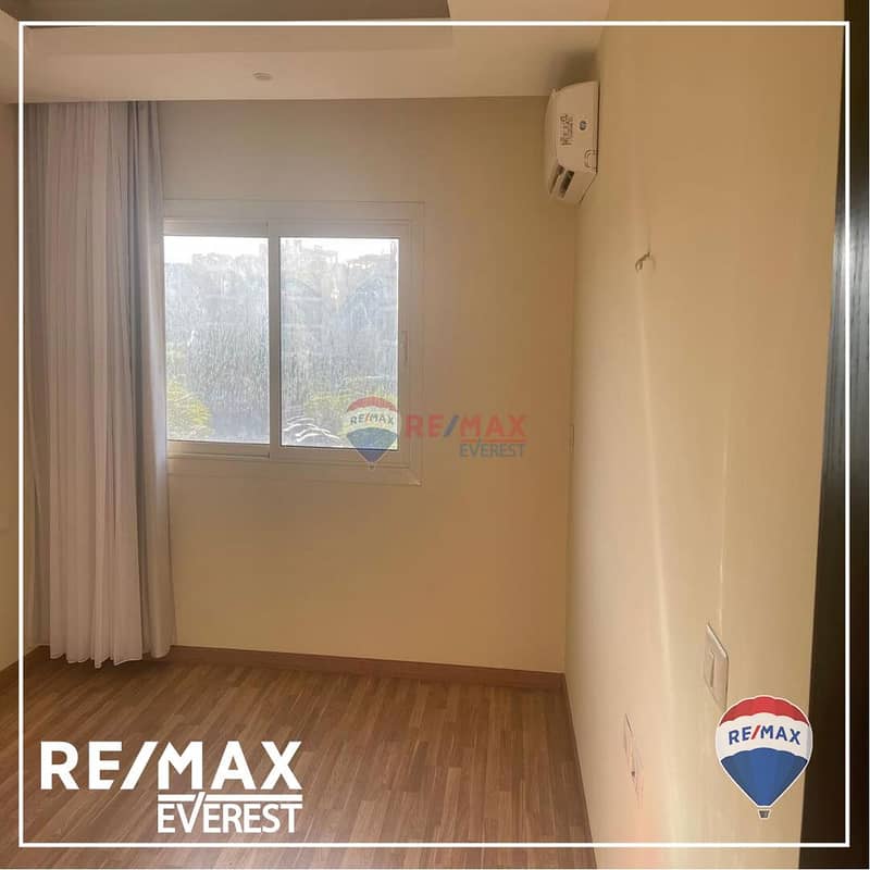 4 WhatsApp Image 2025-02-12 at 12.43. 42 AM. jpeg