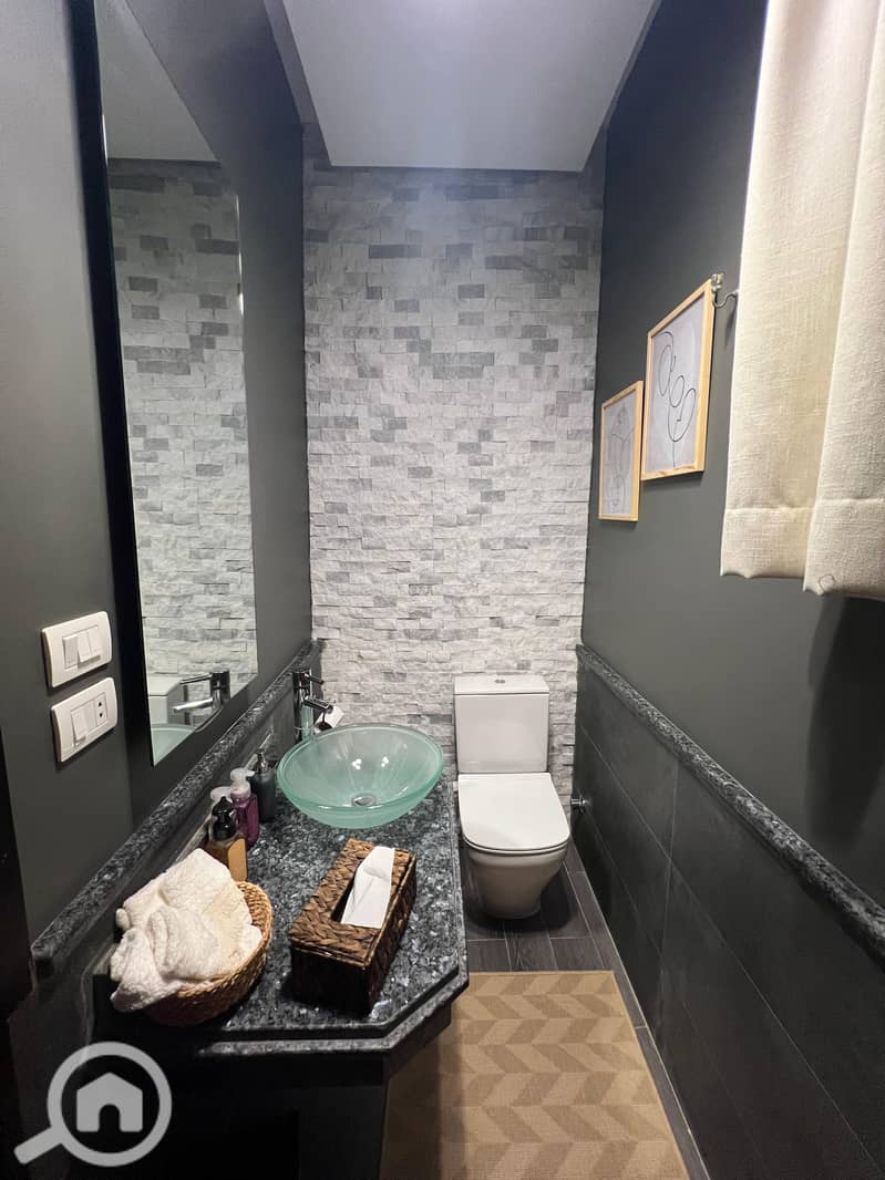 8 WhatsApp Image 2025-10-06 at 11.13. 37_510e22a5. jpg