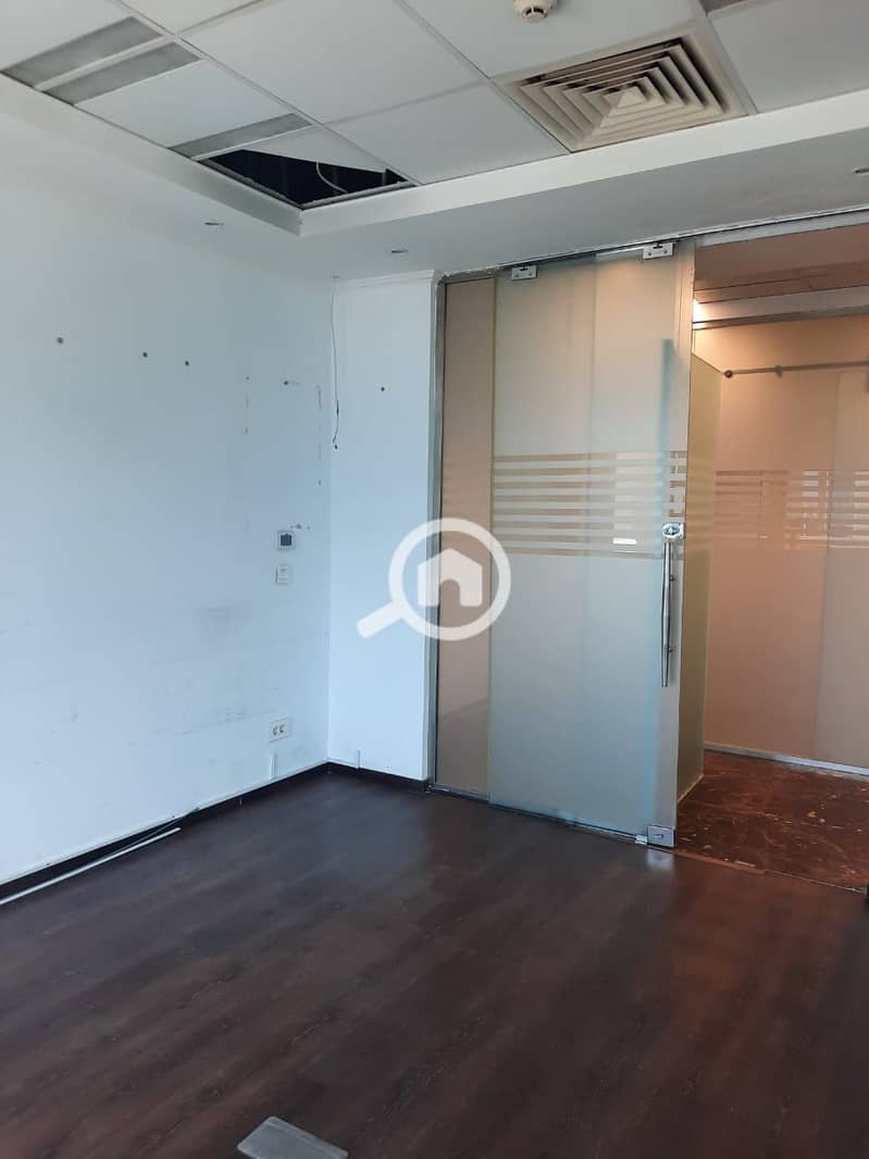 9 WhatsApp Image 2025-09-29 at 4.43. 45 PM. jpeg