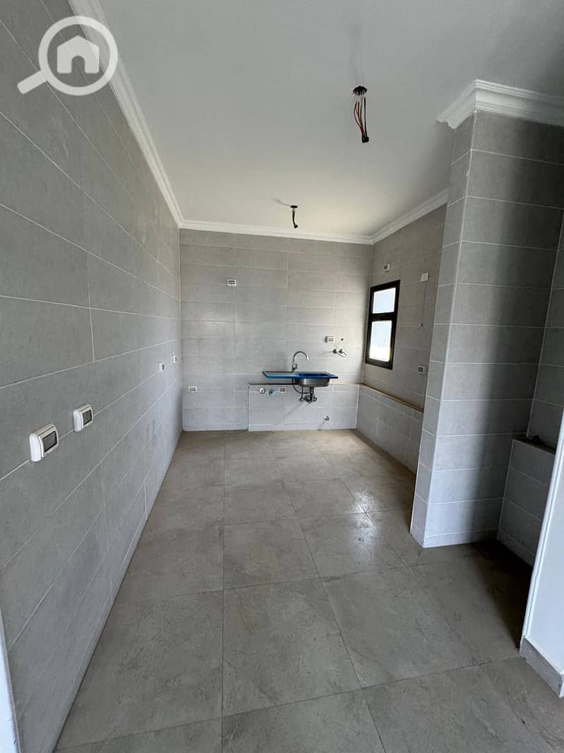 9 516397779_1450537609356883_3042342114320359249_n. jpg