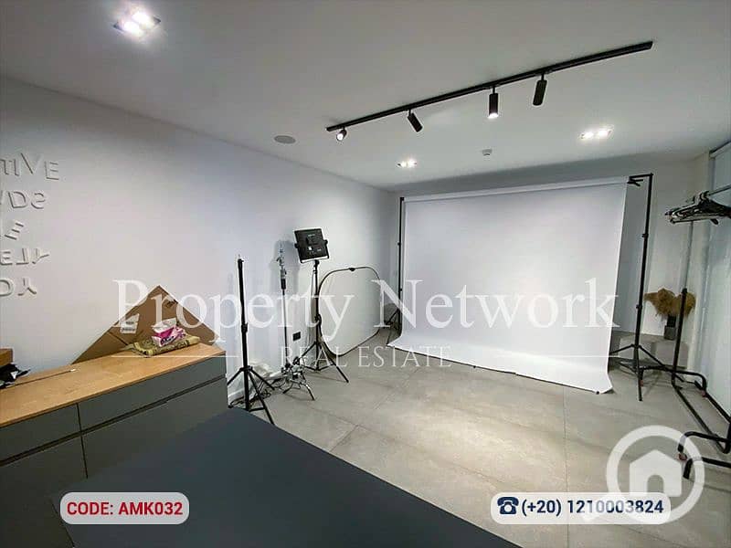 3 AMK032 (8). png