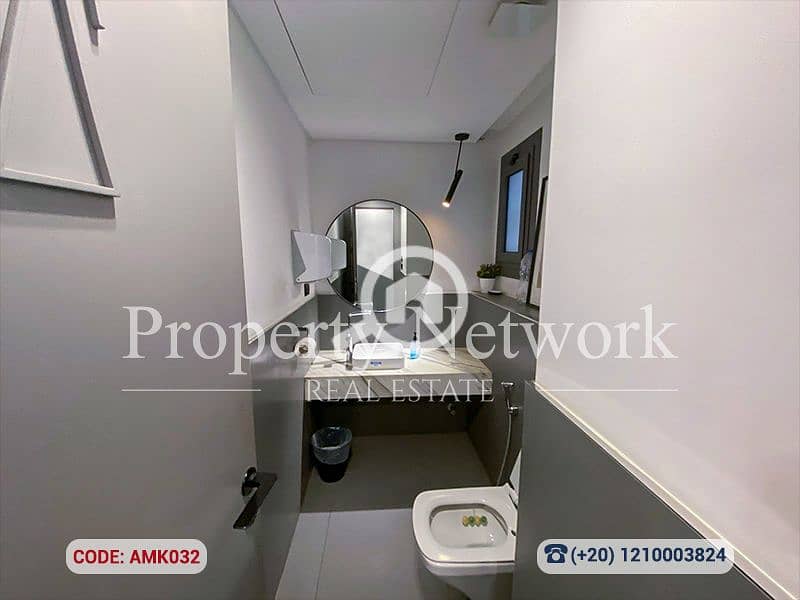 9 AMK032 (24). png